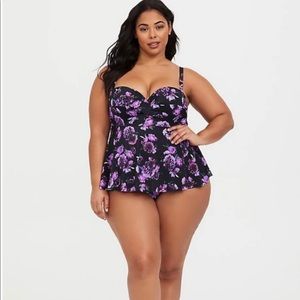 NWT Torrid Black & Floral Tankini Swim Top